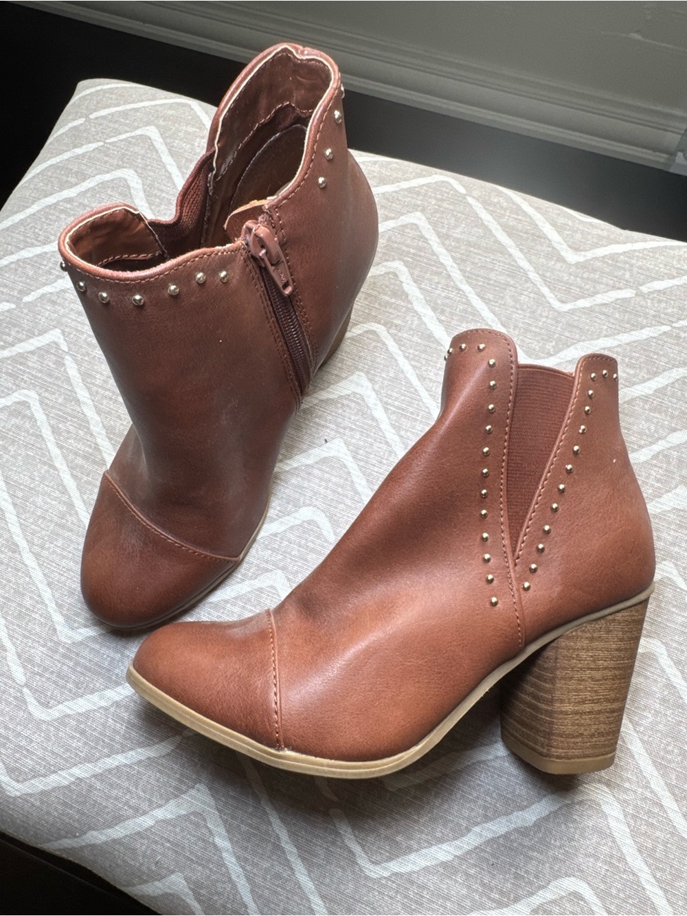 LC Lauren Conrad Tan Brown Studded Ankle Booties